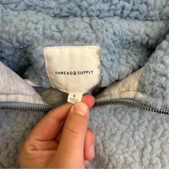 Thread & Supply Pullover Light Blue Ombre Sherpa Jacket Quarter Zip Size Small - Picture 3 of 9